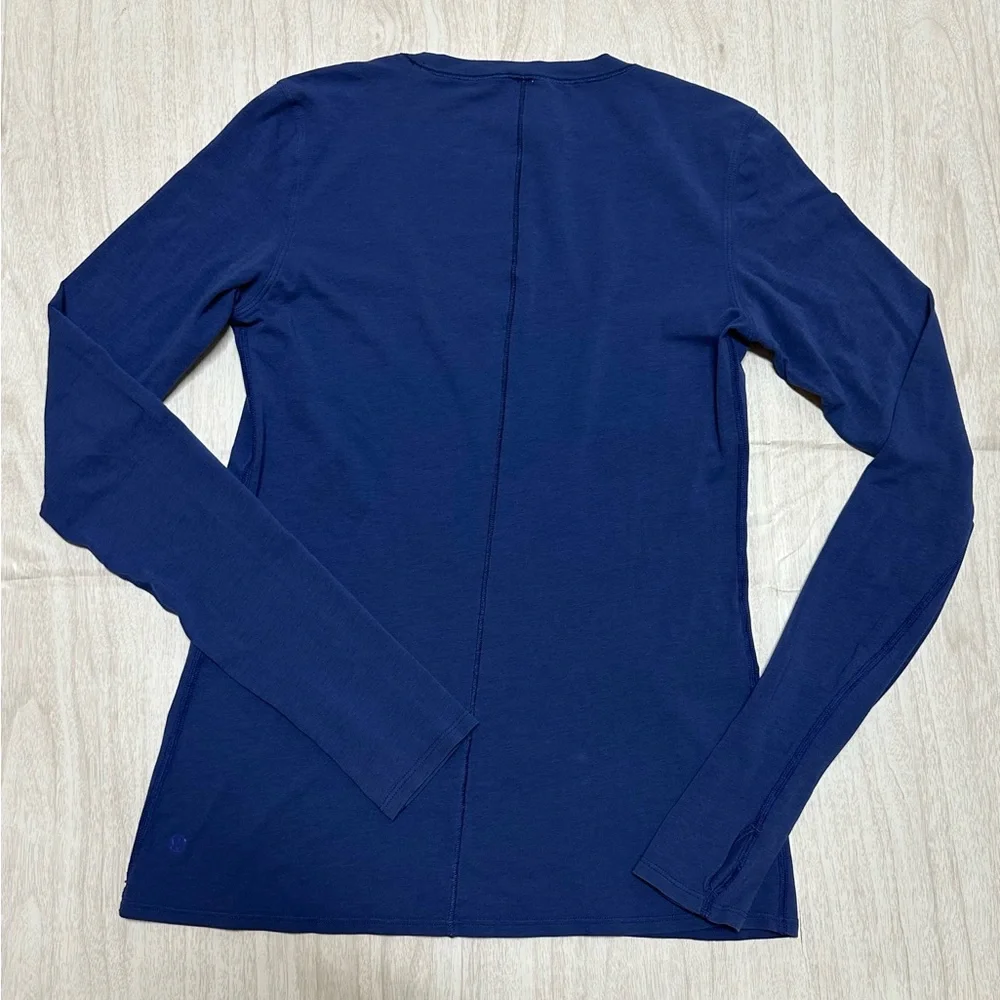 lululemon athletica Navy Long Sleeve Women's Top